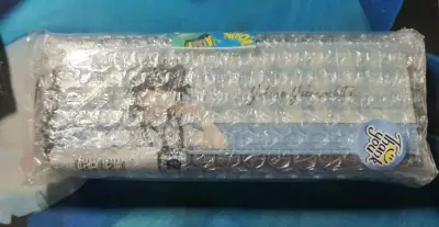 由于是皮制品原因，笔袋只能走航空EP小件，但是发货速度和包装依然给力，而且没有被税，非常开心，物品也是符合买家描述，完好无损全新未开封