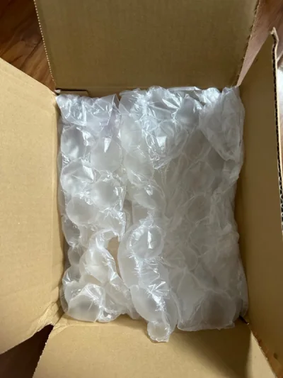 又得一单，现在每单被税，不高兴，东西还是很好的，挖煤姬购物放心，淘到好货也开心，希望有多点合作购物平台。