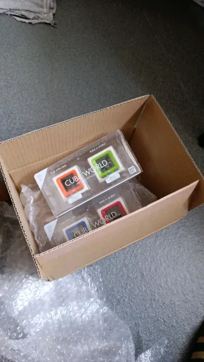 第27单终于试了一次ems，因为重量很轻和ep价格只差20块，速度的确很快，发出一个礼拜不到就拿到了。