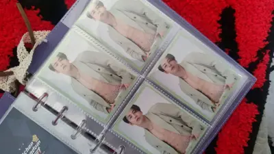 这一箱运回的主要是一些复数的小卡和单封，还切了一部分新单新专的专卡。几乎全是纸片，虽然单数很多，重量很轻，合单前1800+合单之后只有800+克，而且正好赶上五月份免手续费，还有之前攒的积分，这单ems几乎没有花钱，而且因为重量很轻，全是纸片，海关也丝滑放行了，虽然...