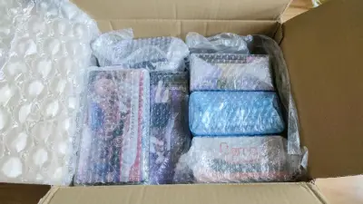 挖煤姬第八单到啦！！这次还是选择了海运加内加固，打包刚好利用完空间，减轻了不少重量，好评！前后花了33天送到，无税通过好耶！这次把圆神和樱都收回来了呜呜，圆神真的好好看火速拿出吼姆拉进行贴贴www白河豚一本满足(*꒦ິ⌓꒦ີ) 樱也做的好好，就是这万恶的捆绑销售〖俺...