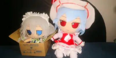 第1次海淘，是骏河屋的1.5堂蕾fumo，全新未拆带吧唧，下单很迅速，大概两三天到挖煤姬仓库了，再过了大概五天就到手里了，包装盒子依旧很稳，没有破损，正好能放进去，很满意，也祝大家海淘愉快！