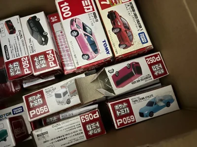 又收到自己喜欢的东西了，安全收到，包装很好，服务周到，代购下单简单快速，非常好的愉快购物，希望下次继续加油