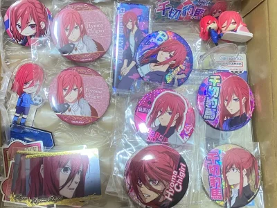 真的很喜欢,完全超出期望值,赶上着挖煤姬的活动，免费合单，赶紧把囤的几单都赶紧发了，这次走的ems物流也挺快，没有被税安全到家，而且没有选择加固也包这么严实，期待后面买的几单！！