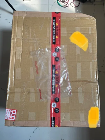 这次好大一箱，还是选择的海运，20天到了， 时效还算满意 最主要打包的挺好的，泡泡加固，包装无损坏 ，内物完好 无损坏， 很满意的！