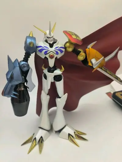 今天收到数码宝贝模型玩具奥米加兽darts，个人感觉涂装什么的不比shf逊色，这塑料大披风更是让人爱不释手，哈哈，总体购物体验很好，希望能继续集齐童年债