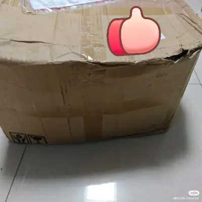 挖煤姬挖煤姬第一单，第一次购买，相对比较保守，买了两单就合单邮寄，选择了价格比较低时间比较长的海运。海运大概用了半个月时间，从下单到收到货差不多一个月时间，还算可以。第一眼看到外箱这个样子心里凉了一截，打开一看里面塞了好多保护膜，东西没有损坏，确实不错，希望下次能够...