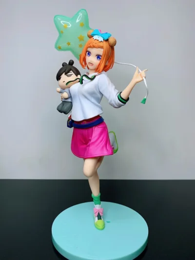 为了日版一番赏最高的休日 中野四叶 果断选择挖煤姬，卖家还贴心的附赠了同款立牌，这次的一番赏做工还是挺不错的，值得推荐