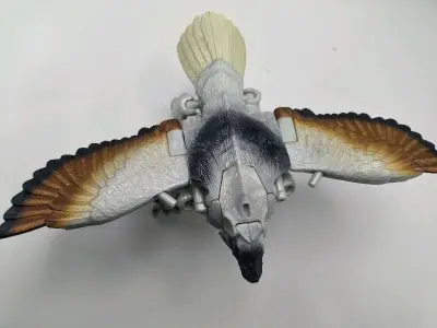 今天收到超能勇士模型玩具恋爱专家，飞机狗，闪电勇士，这货和蜘蛛勇士的爱情故事不可谓不感人，哈哈，专一的骑士，敬礼