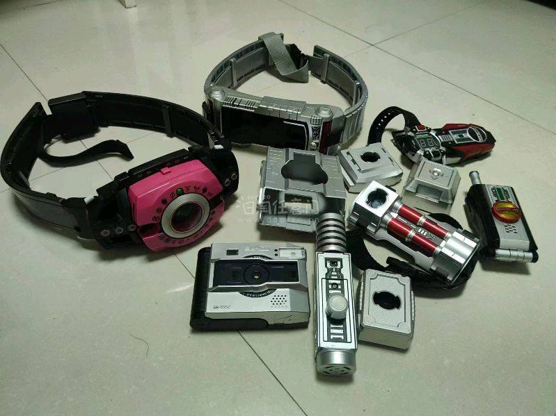 csm假面骑士555，全配，与描述一样，真实，物流牢固，快，日后还会继续支持，希望越来越好，能有更多优惠