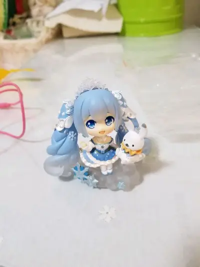 物流很棒，竹蜻蜓很方便，本来以为还会再等几天的，没想到能早早到了，包装做的也很到位，有喜欢的还会来的，雪未来真好看！