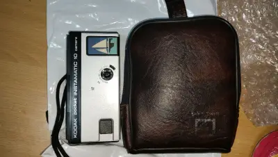 这回购买了70年代的经典相机，成色好皮套新无破损，非常好。挖煤姬一如既往的合单快发货快，购物体验依旧非常完美