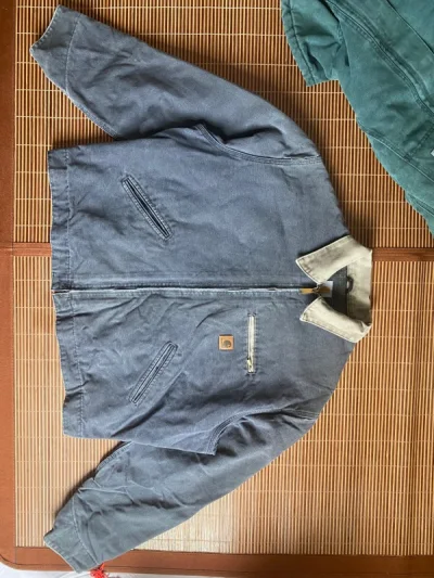 无意中电话联系客服后得知app，卖家都很实在，童叟无欺，客服有礼貌，服务贴心，细致 而且普通话很好，很耐心