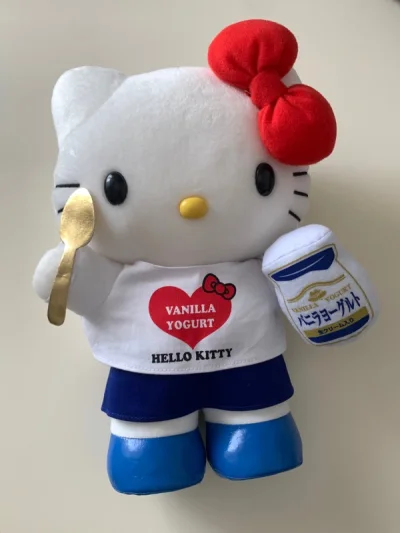 虽然这箱的东西少 但是都很喜欢哦！大公仔比想象中还好看！大家为什么只买挂件呀？包装一如既往很到位！有保护到但是又不浪费