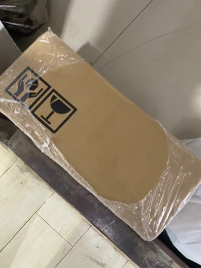 这次购物体验超级好，不仅买到了喜欢的衣服，物流还意想不到的快，比起疫情期间真的太速度了。继续加油购物