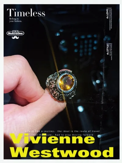 一个是送给自己的生日礼物，稍微贵一点但是成色超级无敌新，拿到不氧化不掉漆的戒指就觉得心情完全不一样呀！
黑金配色如此贵气，中间一颗像是一颗琥珀，漂亮的不像话！

Tiffany这款戒指我垂涎很久了，拿到手发现带的场合倒不是很多呢，形状是非常好看的，只不过没有我想的那...