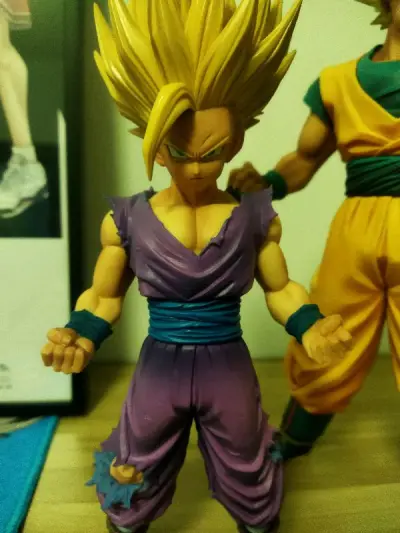 打包很不错。虽然稍微有一点挤压，但整体还是不错的，快递速度很快，东西包装完善，很严实。并没有明显的损伤。很不错。