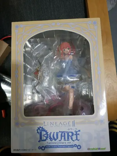 低价完美购入异色版天堂2矮人妹妹手办，全新未拆，竹蜻蜓也相当给力。可惜竹蜻蜓一年只能发50单，要是能随便发就好了。