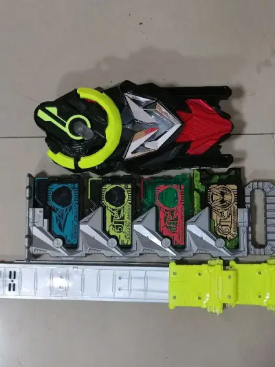 又一次非常满意的海淘。买到了喜欢的骑士的周边，价格很实惠。挖煤姬的包装非常靠谱，包的很严实，满满的放心