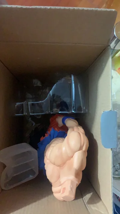 这盒子里面就随便一扔，就发到仓库里，工作人员听到晃荡晃荡响难道不帮忙看一下？，发的海运整整晃荡了三十天，头直接坏了，以后工作人员听见晃荡帮忙看一下，都是挖煤姬的忠实粉丝