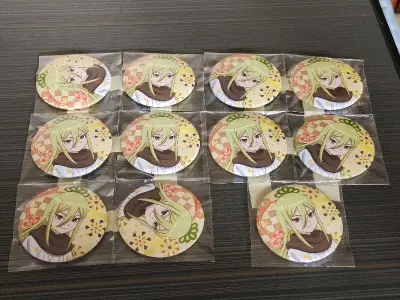 ems特别快，这次是跟另一箱早一两天发出的一起寄到的。
这次吃到了我推的和服柄✧٩(ˊωˋ*)و✧设定集也是好价，比想象中得还要有分量