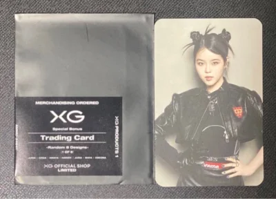 这是在挖煤姬的第二次购物，还是买了椰宝的一周年小卡和电话卡，然后还有bss的kit 。价格都比较合适，合单发货也很快，选择的ems 物流过了5天就到了_(:_」∠)_