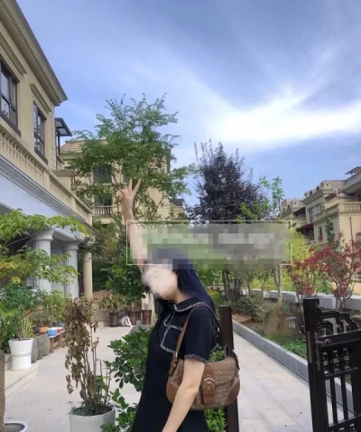 超值价淘到一只coach中古小豌豆，你别说  还怪好看的嘞！在这里海淘很多次啦，踩雷的概率很小。喜欢中古的姐妹们可以来试一试