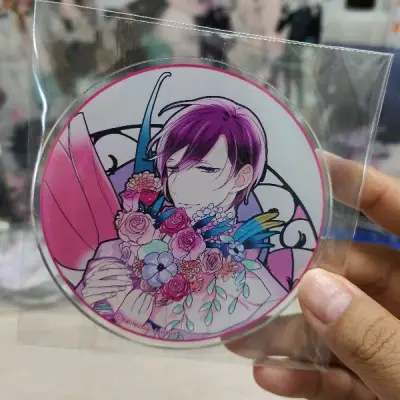 速度很快，包装也很严实。
蹲了不久蹲到了好价。
就是吧唧运了工作日快半个月吧，加上周末都要一个月了，我都无语了，每次问客服就说亲我们也有联系买手，物流有点慢……说这些有啥用啊，啥都没有解决，靠谱吗？？