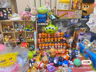 第一次挖煤成功上岸，尤其是那几个迪士尼的铁盒，真的绝美。面包超人也是淘到了自己喜欢很久的玩具！真的太喜欢挖煤啦