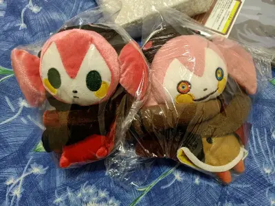 飘飘荡荡一个月，可算是收到了，包装什么的都非常细心，收到时里面的东西完好无损，卫唯一难受的是海关不知道做了什么标价在手办盒子上，有点碍眼，其他都挺好的