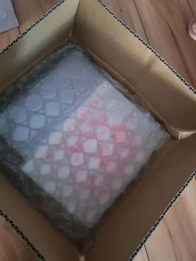 第二次用啦！还是只买了一点东西方便走竹蜻蜓～体验还是不错的，东西也没有缺漏，就是卡片不知道是谁的问题折了一角，，心痛！！