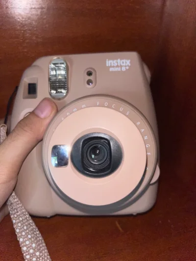 买了三台富士相机 很好用 成色都特别心 包装也很好 走的海运 大概22天到国内 虽然被税了 但是还是很开心收到了 