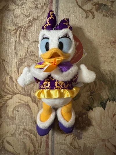 挖煤姬的第N单啦…
这次买了很多迪士尼黛丝的小毛绒挂件…
米奇米妮买多了…买买黛丝也不错！
打包加了泡泡膜真的很不错…