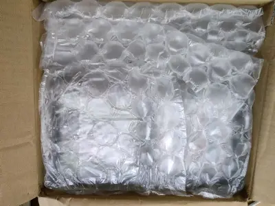 安全到达，还是走的海运，感觉海运被税的几率要低一点，瞬间过关，当然价格也低也是一方面原因，这一单没什么名盘，基本都是合集，好在便宜，性价比也还行。