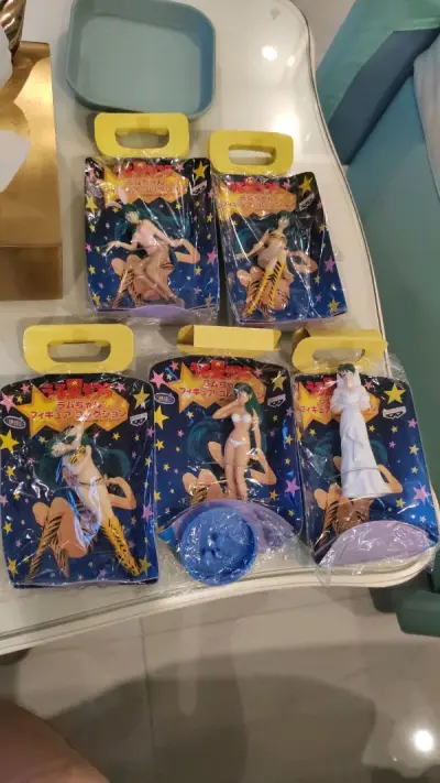 这次购买了福星小子拉姆和新世纪福音战士eva人物周边，这种老物基本在国内很少见了，能够买到我非常满意。