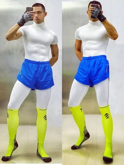 1.买到了啥
纺织logo标的白色、紫色足球袜各一双；安德玛白色冬用紧身裤以及6英寸无缝编织性感平角内裤。
2.使用体验
收藏夹功能非常实用?一是空间庞大，目前已积累3348件商品?二是可按平台进行检索。这样分类检索，在于联动不定期的优惠活动，比如Rakuma的满减...