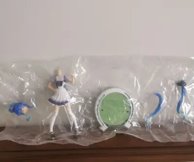 这次挖煤出了点小意外，挖煤时没有注意看卖家的具体描述。卖家说全新未拆的手办，但是只发内容物，不发外盒，收到后意外了一下，也是提醒大家和自己，谨慎购物，仔细读卖家的说明。不过挖煤姬的包装还是一如既往得好！