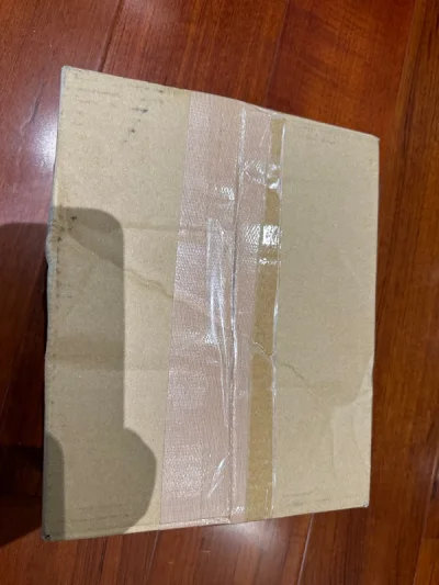 这次就买了些贴纸，选了竹蜻蜓，从审核到收到货用了两星期不到点吧，总体来说速度还是蛮快的，关键不用担心被税.非常满意！