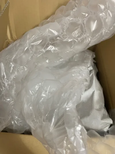 依旧的好用，处理订单比其他几个软件都快一点，比较推荐。又拿到一箱了，包装依然是严严实实的，很干净没有破损，爱了爱了，一直支持。希望以后跳转到支付宝付款页面不要卡，因为没抢到衣服