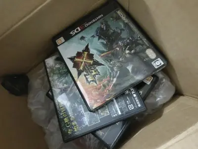   东西很好，都齐全的，成色比预期要好。卡带和游戏机功能都是好的，卖家不错，描述属实。挖煤姬打包功夫也不错，不用担心东西被压坏。