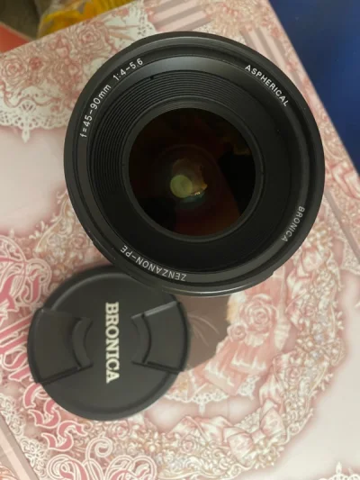 这次物流很快，不到一周就到了，
镜头保存完好，成色还可以，功能也正常，
整体来说十分满意，必须好评满满