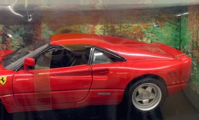 之前买过一台风火轮288gto的散车，作为18比例唯一全开产品，风火轮并没有摆烂，形态还原到位，普通版就采用全独立的发动机刻画，可以说是非常良心了，这次在煤炉看到一台全新未拆的在售，价格还不错，索性拿下，准备留着散车把玩体验，这台原包永久收藏了！到手之后成色非常好，...