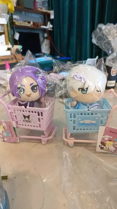 Thankyou！出品してくれてありがとうございます。包装がとても丁寧で、人形がとても新しくて、とてもかわいいです。ありがとうございます！楽しい生活を！