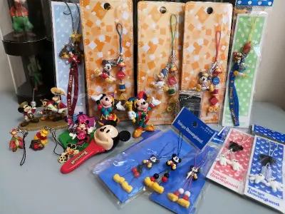 这是收到的第5箱了，真的要表扬一下快递，每次都包装的很好，东西都没有坏，也很快，都是自己喜欢的一些小玩具，看到心情都会变好了，哈哈哈哈哈