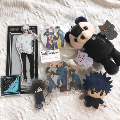 第二单依旧走的竹蜻蜓，耗时大概2周。免税税额卡的正好，很轻的小东西很适合发竹蜻蜓，邮费比较划算
挖煤姬切煤速度很快。furyu的娃娃国内一直没买到，这次终于拍到了，以及小熊摸起来手感特别好。拍到了好价立牌真的很不错～