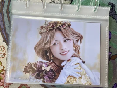 这次是美丽的大湖姐姐和可爱的小间谍❤️
竹蜻蜓发货一如既往迅速，挖煤姬打包也很让人放心，下次也会用挖煤姬切煤的~