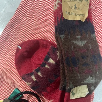 这次走EP非常的神速啊
目前的情景只敢小幅度的买买买
挖煤姬打包没得说 非常稳妥！
运费和税一起花了物品的三分之一
实报踏实的过！不用来回补材料～
赞赞赞！！