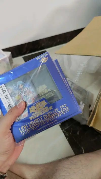 很满意这家店。每个盒子都给我包膜了。保护得很好。平台的快递包装也很好。包了很多泡沫纸。完美。买买买停不下来