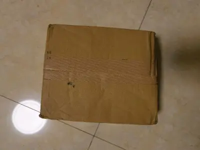 这次走的竹蜻蜓，速度还不错，最主要是包税，不用天天想着被海关扣的问题，还是舒服不少的。

这次包装不错，没有运损。