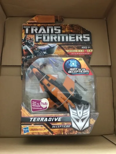       这次淘了一个老物，真人电影第二部的骤降，美版带hub贴纸，国内市场已经很少且很贵，既然刷到了，价格也可以，就拿下了

      挖煤姬切煤速度很快，基本是秒切，非常赞！物流选了竹蜻蜓专线，包清关，省时省力，物流速度也非常满意。

      挖煤姬的打...